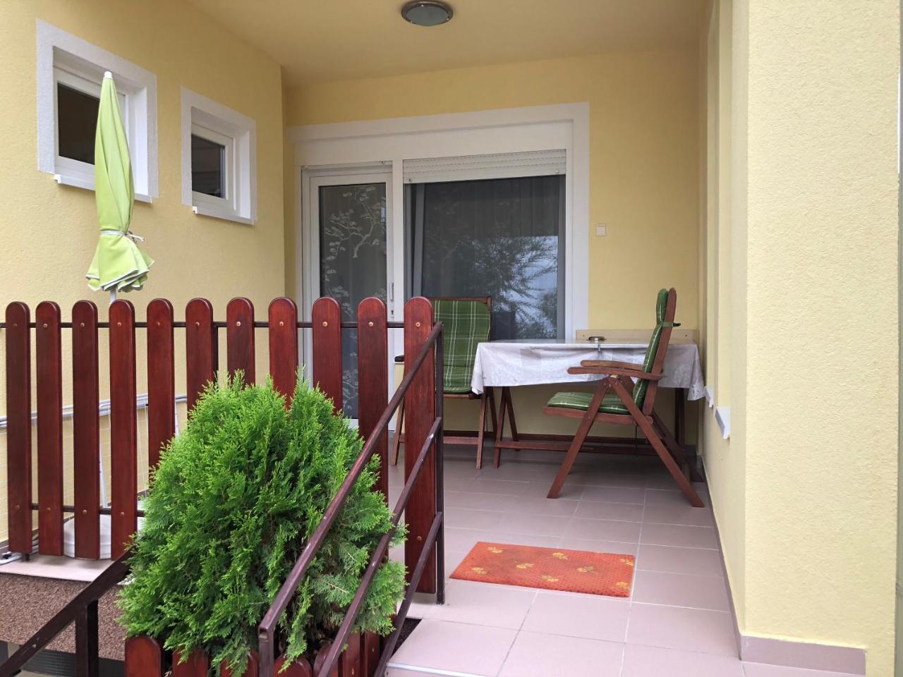 Margitapartman Buk Bagian luar foto